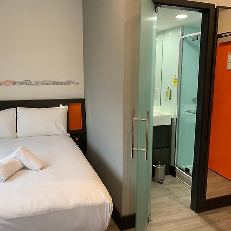 Easyhotel Milton Keynes Luaran gambar