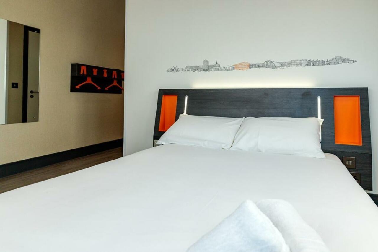 Easyhotel Milton Keynes Luaran gambar