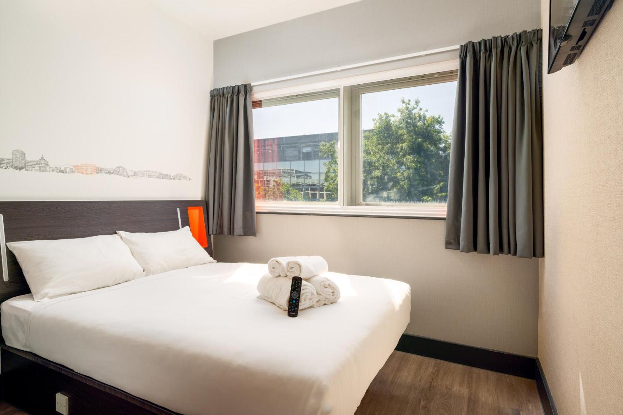 Easyhotel Milton Keynes Luaran gambar