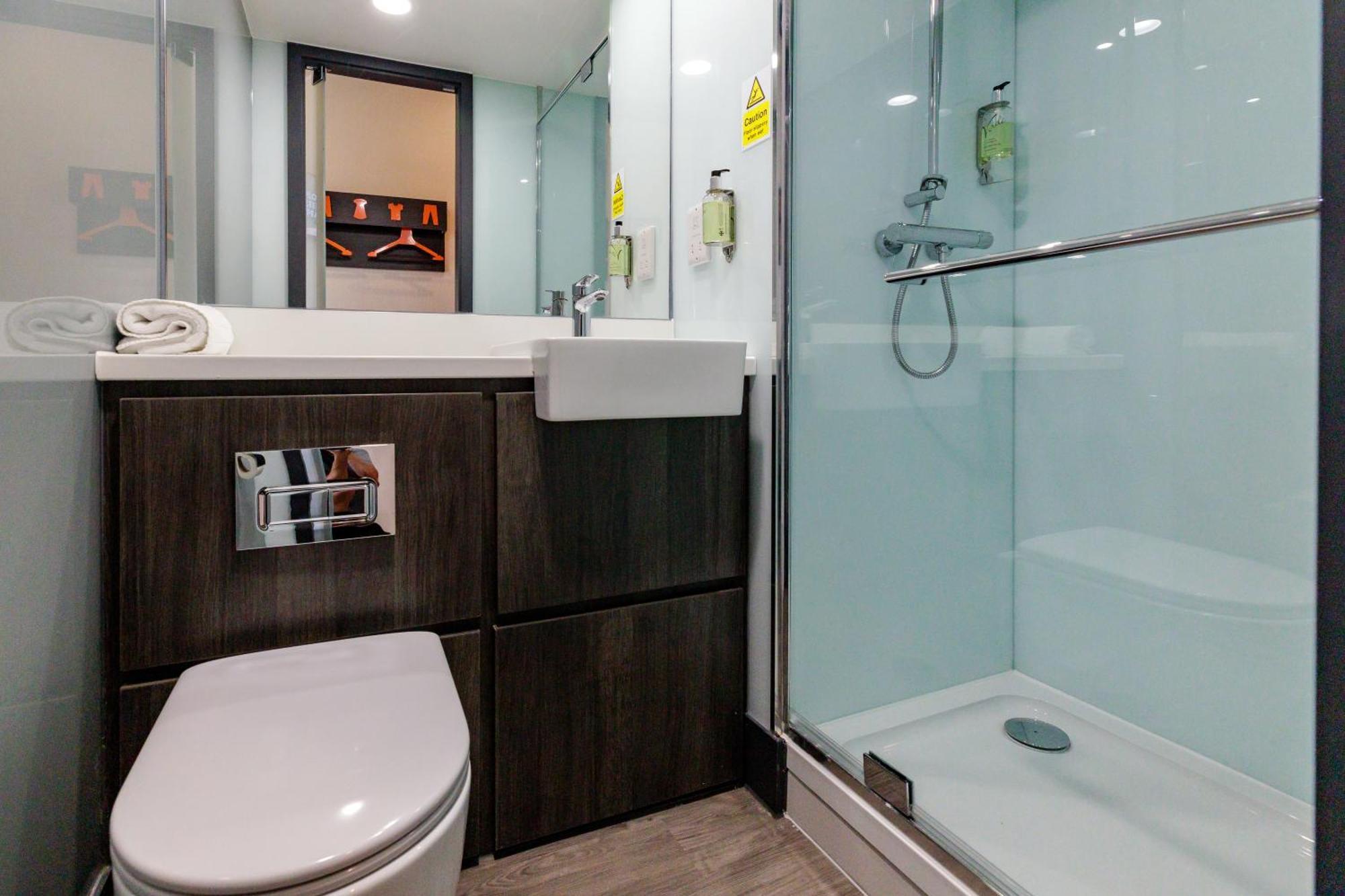 Easyhotel Milton Keynes Luaran gambar