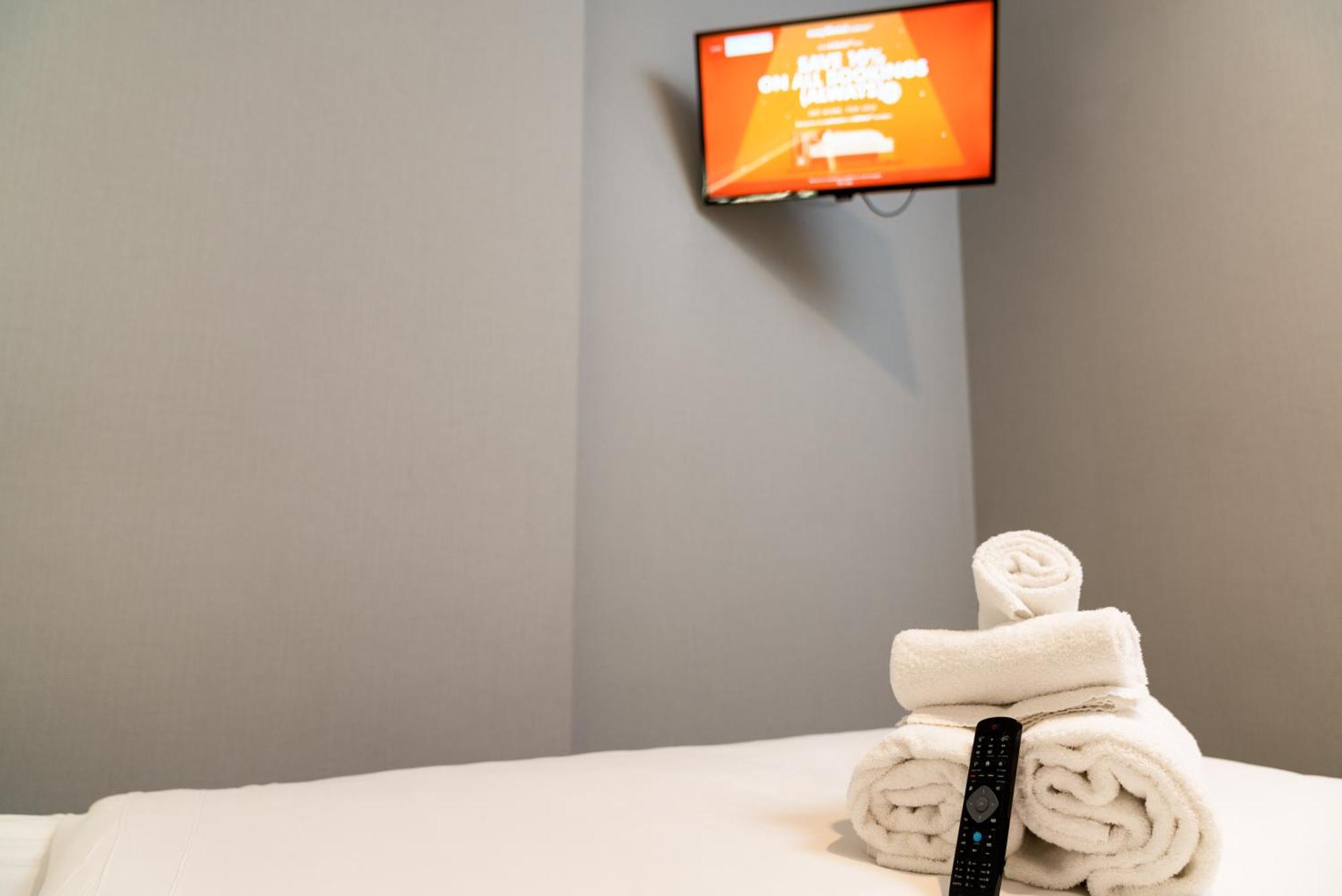 Easyhotel Milton Keynes Bilik gambar