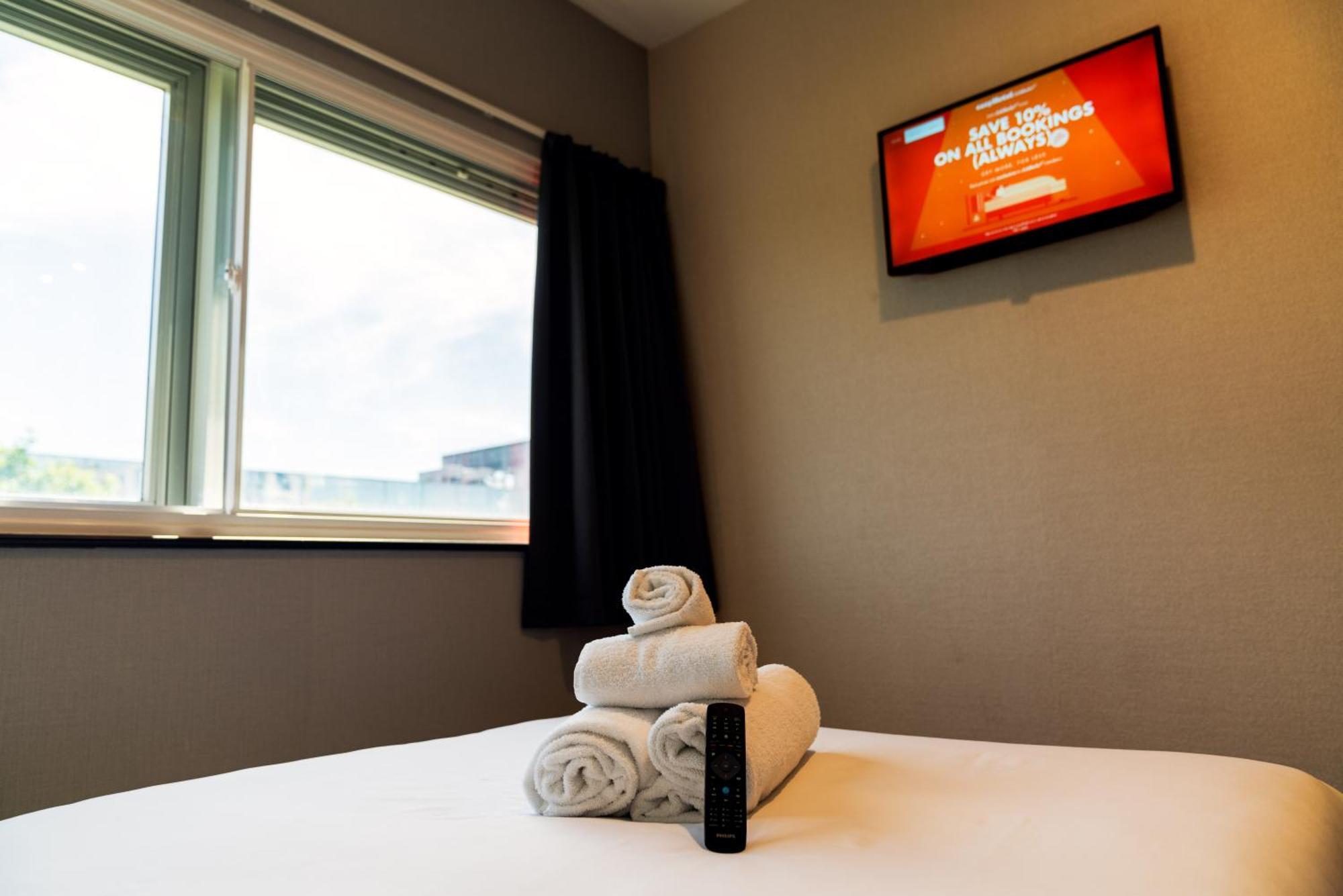 Easyhotel Milton Keynes Bilik gambar